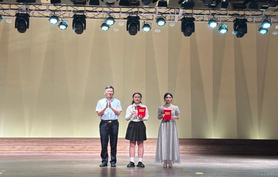 ഺIYʮ󣬳푊^̡|<a href=http://www.tjsxht.com/school-461/ target=_blank class=infotextkey>ˇgWУ</a>ek_ϵ˼nϵл֮÷Ǳϳِ